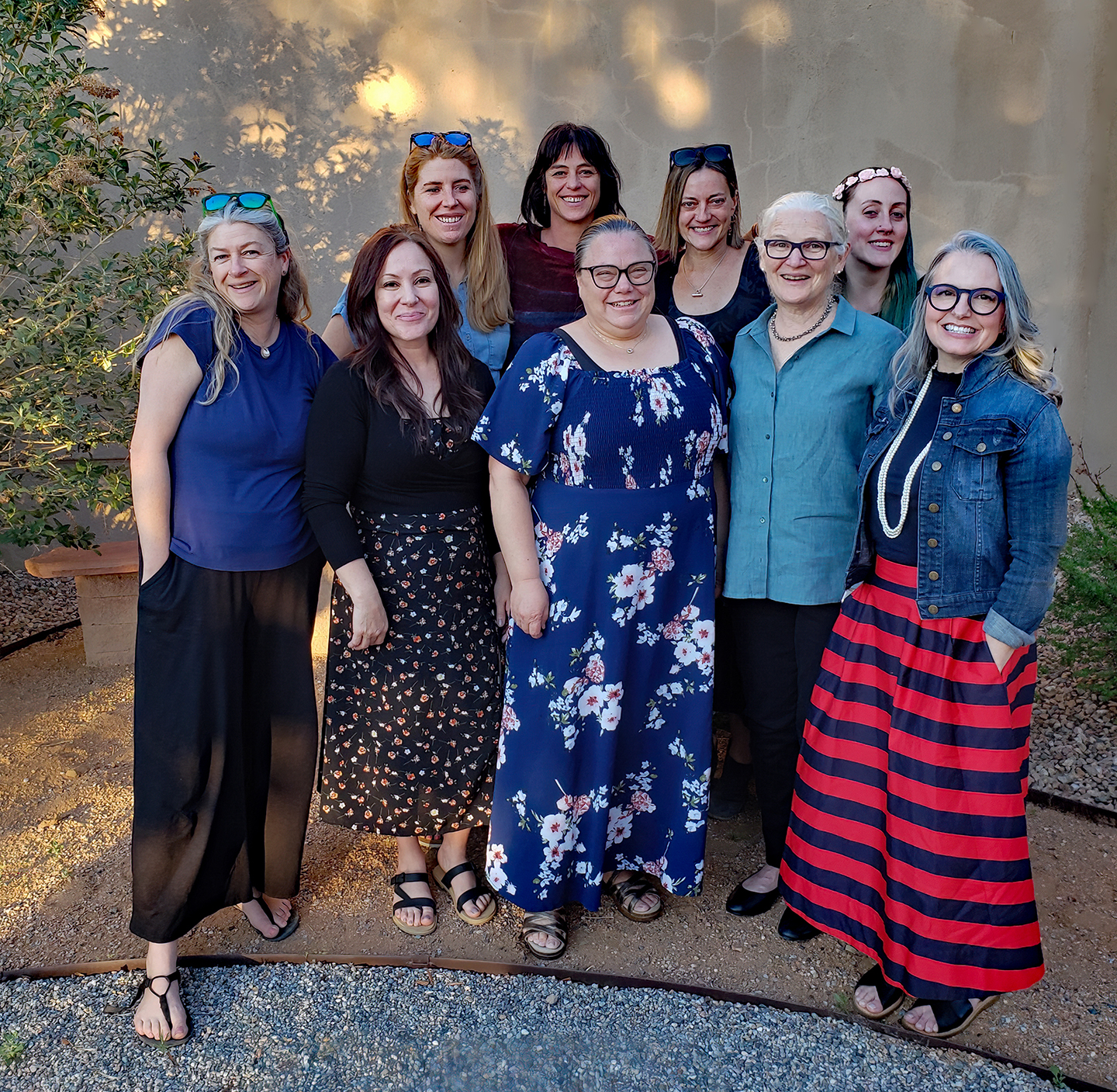 ongratulations to the 2024 Graduate and Advance Studies Class. Back row (L-R) Heather Strasser, Rose Carp,<br />
Sonja Radvila, Laura Kirsch, Front Row (L-R)Devon Corbet, Epimenia Herrera-Martinez, Nirinjan Khalsa, Michelle Cutrer,<br />
Shelley Goodell. Photo: Marc Forlenza